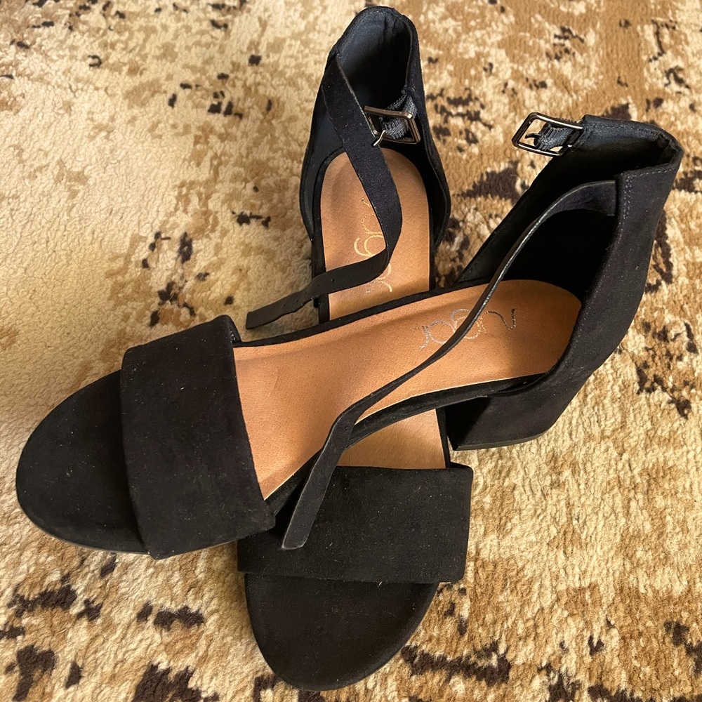 Sugar sandals